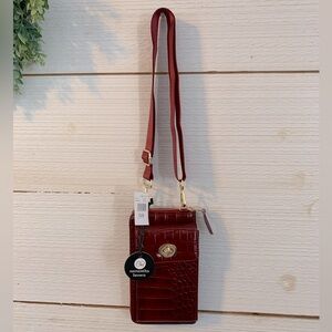 *NEW* Samantha Brown To-Go Croco Phone Crossbody/Wallet.  Burgundy